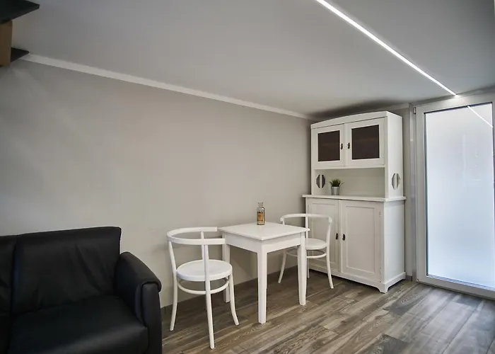 Apartament A32 | *