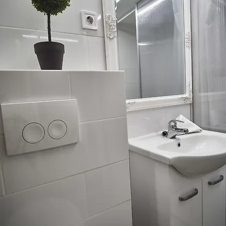 Apartment A32 | Budapest